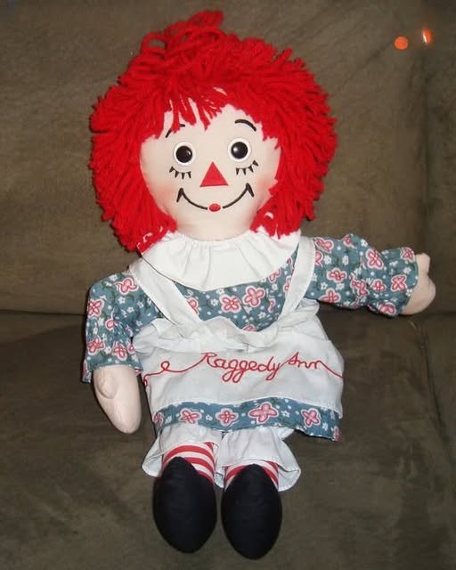 Poor Janitor Buys Old Doll at Flea Market, Gives