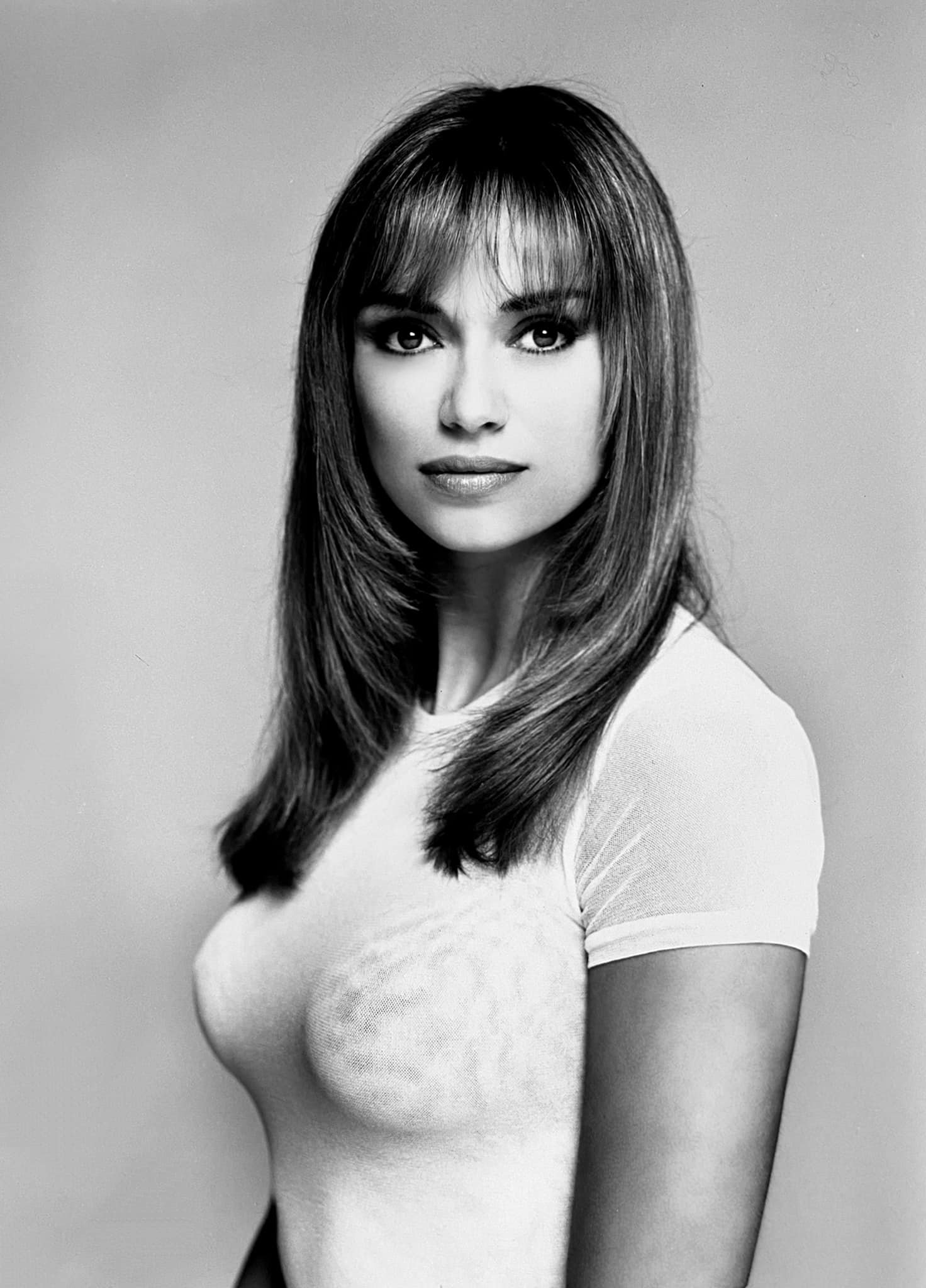 The 90s Icon Whose Natural Beauty Still Turns Heads