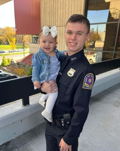 MY FIRST DAY AT THE POLICE ACADEMY—AND MY LITTLE SISTER SHOWED UP TO CHEER ME ON