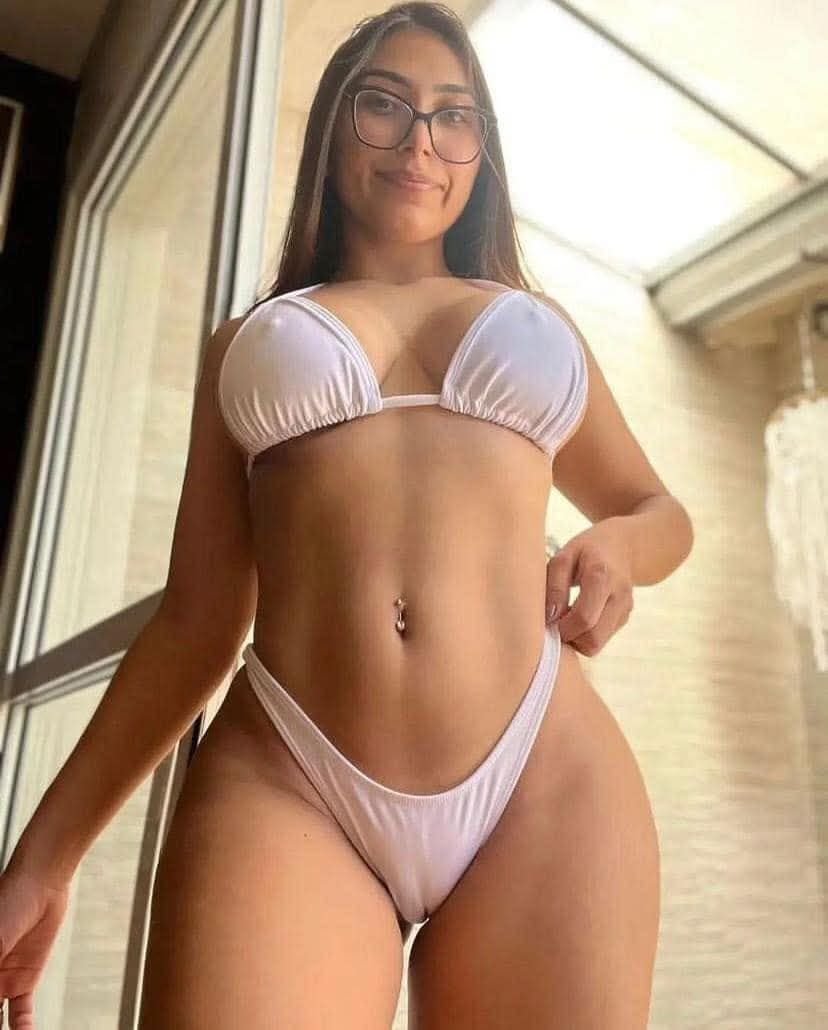 Curvy Blonde in Bikini Goes Viral on X