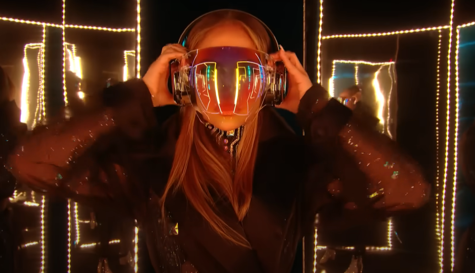 Jennifer Lopez Announces Las Vegas Residency After Electrifying AMAs Performance