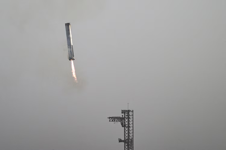 SpaceX Prepares for Critical Ninth Starship Test Flight Amid Ongoing Challenges