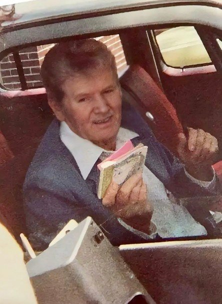 The heartbreaking words Vernon Presley spoke after losing his son