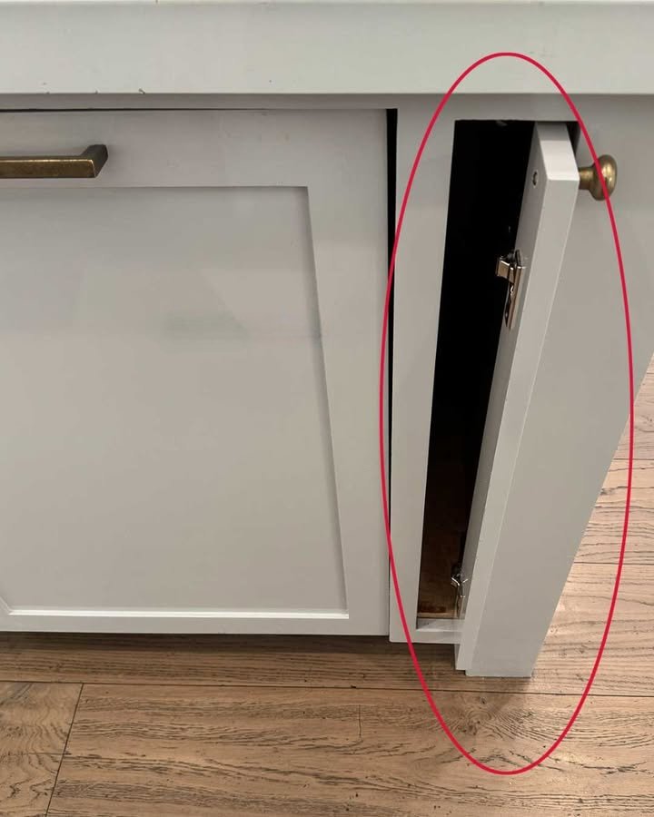 Does anyone have any idea what this is used for? Seems like a waste (VIDEO)